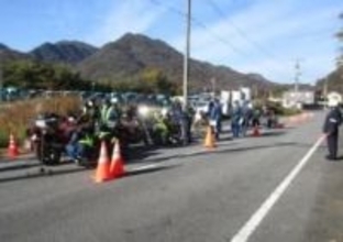 不正改造車５台に整備命令　騒音まき散らす暴走行為防止…和気町で街頭検査　国交省・警察など【岡山】