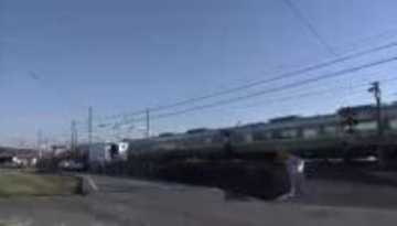 岡山市のJR瀬戸大橋線の踏切で車脱輪　約１時間５０分運転見合わせ…約３０００人に影響【岡山・香川】