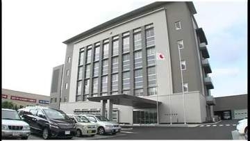 高松市で原付バイクで停止中の７５歳女性が乗用車に追突され意識不明の重体　車運転の男を現行犯逮捕　香川