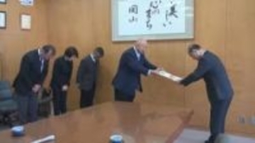 絵本購入などに役立てて…岡山市の団体が「心豊かな岡山っ子応援団」に寄付金約１５万円を贈呈【岡山】