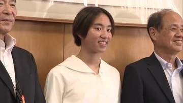 「ロス五輪を頭に入れて頑張りたい」水泳背泳ぎで全中２連覇　京山中３年の森優選手が岡山市長を表敬訪問