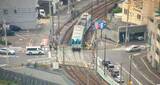 「高松市中心部の渋滞スポット　ことでん「本町踏切」でトラック接触、遮断機倒れるトラブル【香川】」の画像1