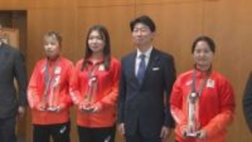東京デフリンピックでメダルを獲得した岡山ゆかりの３選手に岡山県スポーツ特別顕賞を贈呈【岡山】