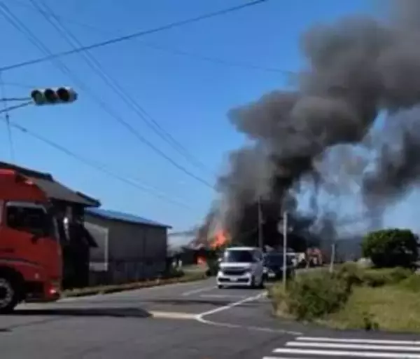 【速報】岡山市南区内尾で建物火災　JR瀬戸大橋線・妹尾駅の南西　消防車など１０台が出て活動中【岡山】