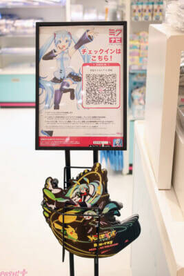 ホロライブや初音ミクにエスターバニーなど日本の「Kawaii」が満載！ 6つの専門店が展開する「キデイランド オモカド店」フォトレポート