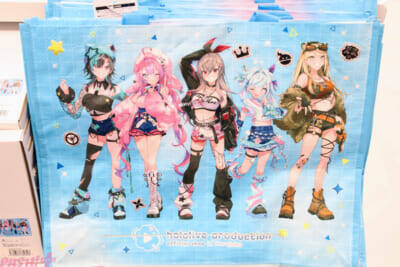 ホロライブや初音ミクにエスターバニーなど日本の「Kawaii」が満載！ 6つの専門店が展開する「キデイランド オモカド店」フォトレポート