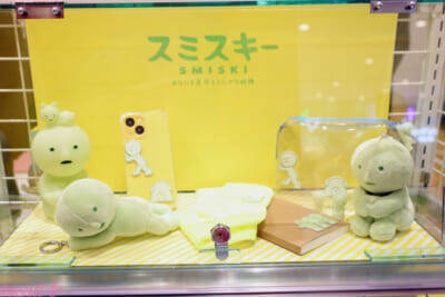 ホロライブや初音ミクにエスターバニーなど日本の「Kawaii」が満載！ 6つの専門店が展開する「キデイランド オモカド店」フォトレポート