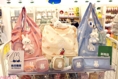 ホロライブや初音ミクにエスターバニーなど日本の「Kawaii」が満載！ 6つの専門店が展開する「キデイランド オモカド店」フォトレポート