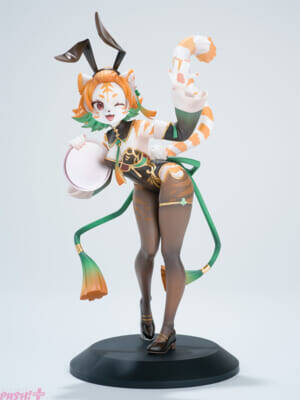 ライブ衣装のケモノ美少女たちがお祝い！ 『Bunnimals』2周年＆「ローザ 1/7スケールフィギュア」発売記念のポップアップストアが開催