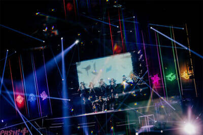 「シクフォニ」来春の2ndライブ開催のサプライズ発表も！ 3Dとリアルで2.5次元を体現した『SIXFONIA One Man Live【Six-tuation】vol.II -Virtual-』ファイナル公演レポート到着