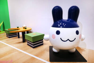 かわいい「たまごっち」たちの姿や開発秘話＆30周年アートはファン必見！ 「30周年記念 大たまごっち展」会場の様子を写真でお届け