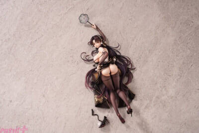 下から覗く豊満バストは絶景…！ 『戦艦少女R 1913巡戦 珍饌百宝Ver. 1/7スケール 完成品フィギュア』が案内中