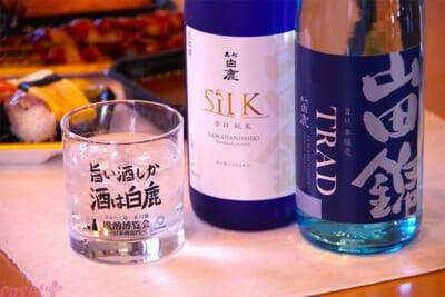 【にじさんじ】ジョー・力一と辰馬本家酒造のコラボ企画「第3回 晩酌博覧会～日本酒部門～」が1月21日に配信決定！ 記念の自筆文字入りオリジナルグラスセットも販売