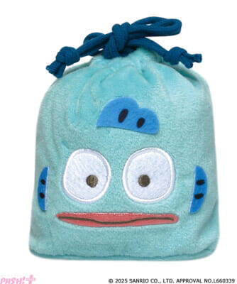 【サンリオ】「はぴだんぶい」がふわふわ素材のフェイス巾着になって登場！ 『サンリオキャラクターズ つやつやキルトポーチ』が「かぷえぼ」にて展開