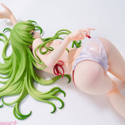 大胆なポーズとボディラインに目が離せない…！ 『コードギアス』C.C.の水着ver.フィギュアが再販決定