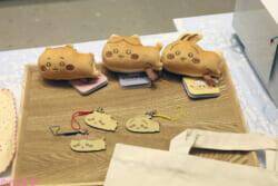 【ちいかわ】見て楽しめる店内や新しいお味のピスタチオなども注目！ 「ちいかわ焼き イオンモール幕張新都心店」の魅力を写真でお届け