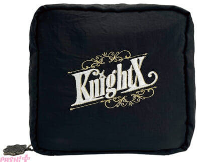 【STPR】騎士Xはアーティスト風、すにすてはストリート系のおでかけコーデ！ 推し活にも春の新生活にもピッタリな春限定グッズが登場