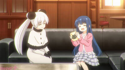 アニメ『夜桜さんちの大作戦』スパイ昇級試験の第一次試験官として現れたのは、なんと武器のスペシャリスト・辛三だった！ 第31話「スパイ昇級試験」あらすじ＆先行カット