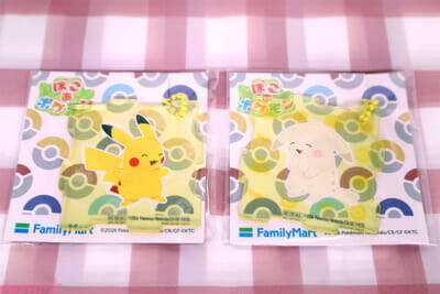 『ぽこ あ ポケモン』メタモンとピカチュウのかわいいフラッペやアクリルパズルキーホルダーがかわいすぎる…！ ファミリーマートとのコラボキャンペーン商品を紹介