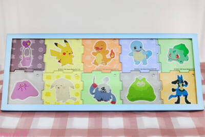 『ぽこ あ ポケモン』メタモンとピカチュウのかわいいフラッペやアクリルパズルキーホルダーがかわいすぎる…！ ファミリーマートとのコラボキャンペーン商品を紹介