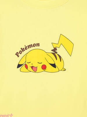 『ポケモン』夏の海をテーマにしたマリンルックがカワイイ！ ピカチュウやゲンガー、シャリタツが登場するコレクションがジーユー店舗やオンラインストアで発売決定