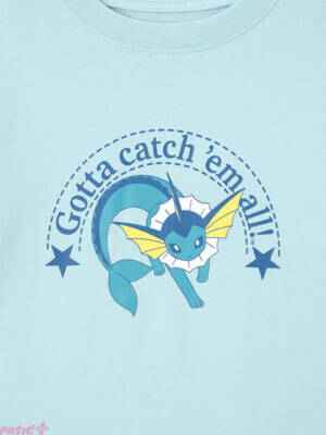 『ポケモン』夏の海をテーマにしたマリンルックがカワイイ！ ピカチュウやゲンガー、シャリタツが登場するコレクションがジーユー店舗やオンラインストアで発売決定