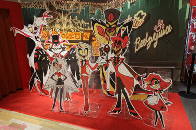 アニメ『ハズビン・ホテルへようこそ』ぽってりぷにぷになチャーリーたちのかわいい新グッズは必見！ フォトスポットや直筆サイン入りポスターも要チェックなPOP UP SHOPの様子を写真でお届け