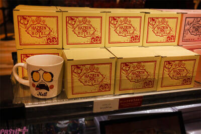 アニメ『ハズビン・ホテルへようこそ』ぽってりぷにぷになチャーリーたちのかわいい新グッズは必見！ フォトスポットや直筆サイン入りポスターも要チェックなPOP UP SHOPの様子を写真でお届け