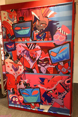 アニメ『ハズビン・ホテルへようこそ』ぽってりぷにぷになチャーリーたちのかわいい新グッズは必見！ フォトスポットや直筆サイン入りポスターも要チェックなPOP UP SHOPの様子を写真でお届け