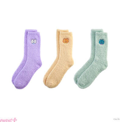 【にじさんじ】グッズにちなんだ3SKMの新衣装お披露目配信も決定！ 北見遊征、魁星、榊ネスをイメージしたテディベアから生まれたマスコット「3KUMA」の『ちるたいむ～さんくまのじかん～』グッズが登場