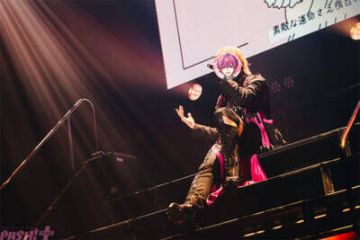 「いれいす」ないこが豊洲PITを“真っピンク”に染め上げる！ ないふぁみ3,000人と“面談”したソロワンマン『ないこ 2ndワンマンライブ -ないふぁみ3,000者面談-』イベントレポート到着