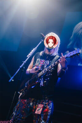 「いれいす」りうらが“新たな自分”を完全燃焼！ ソロワンマンライブ『りうら 2ndワンマンライブ -Burning Flair-』ライブレポートが到着