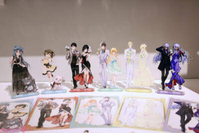 『くまクマ熊ベアー』『ワンオペ解雇』『イケナイ教』『バカふり』『私の心はおじさんである』の等身大アクリルスタンドはファン必見！ 人気5作品で「PASH! BOOKS」の10周年を祝うPOP UP SHOPの様子をお届け