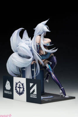 セクシー＆大胆なお腹のカットアウトデザインは必見！ 『アズールレーン』信濃が着せ替え「寝待の銀輿」の姿でフィギュア化