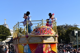 和装姿のミッキーたちが新年のご挨拶！東京ディズニーランドのお正月が今年も可愛い！