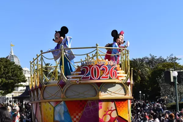 和装姿のミッキーたちが新年のご挨拶！東京ディズニーランドのお正月が今年も可愛い！