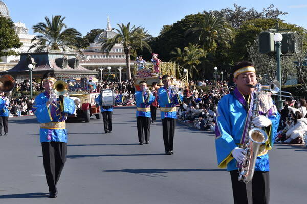 和装姿のミッキーたちが新年のご挨拶！東京ディズニーランドのお正月が今年も可愛い！