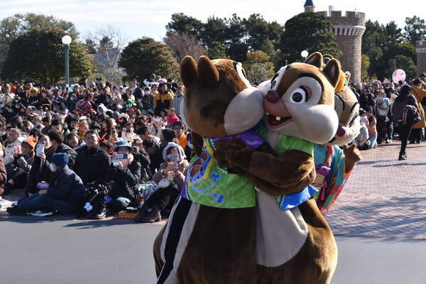 和装姿のミッキーたちが新年のご挨拶！東京ディズニーランドのお正月が今年も可愛い！