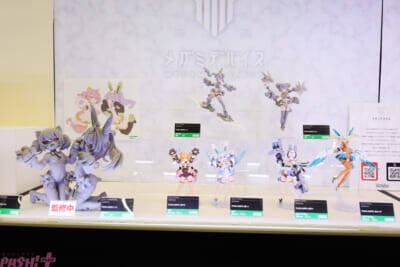 【コトコレ】“パーフェクト城之内”にかわいい(!?)ミールワームなど新アイテムから物販まで見どころ満載！ 「コトブキヤコレクション 2026」会場フォトレポート