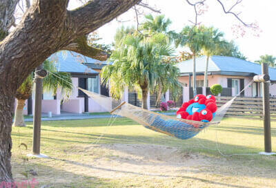 ミャクミャク渾身の1stグラビア写真集が登場!? フォトカード封入、独占“袋とじ”カット、お渡し会開催などファン必見の『I myaku you.』を2026年4月13日発売