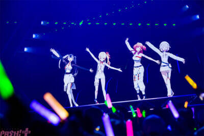 【ホロライブ】ReGLOSSメンバーが有明アリーナに立つ！ 「ReGLOSS 1st Live “Flashpoint”」オフィシャルレポート到着