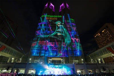 初音ミクやキティちゃんたちが2026年のカウントダウンをお祝い！ 「Happy New Year Tokyo 2026」オフィシャルレポートが到着