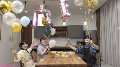 【ロシデレ】アーリャさんたちの夏服初公開！ アニメ『時々ボソッとロシア語でデレる隣のアーリャさん』Season2のティザービジュアル第2弾やキャラクタービジュアルが解禁