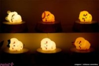 『ちいかわ』かわいいマスコット付きワイヤレス充電器にモモンガ、くりまんじゅう、シーサーが仲間入り！ 商品名を『ちいかわ オイテミテライト』にリニューアルして発売中