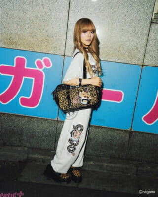 ちいかわたちが小麦ギャルになって登場!? マスコットやキーチェーンなどのかわいい『9090』×『ちいかわ』コラボアイテムが受注販売決定