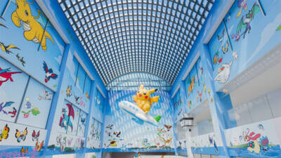 『ポケモン』の名を冠した世界初の空港「のと里山ポケモン・ウィズ・ユー空港」が期間限定で能登半島にオープン！ 空港全体で111種類の「ひこうタイプ」ポケモンがお出迎え