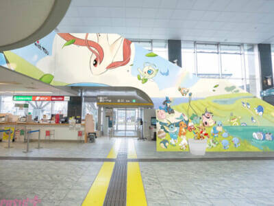 『ポケモン』の名を冠した世界初の空港「のと里山ポケモン・ウィズ・ユー空港」が期間限定で能登半島にオープン！ 空港全体で111種類の「ひこうタイプ」ポケモンがお出迎え