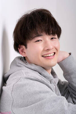 大人気ジャンプ作品『カグラバチ』が2027年4月にTVアニメ化決定！ 制作はCypic、原作者・外薗健さんの描き下ろしイラスト＆コメントも到着