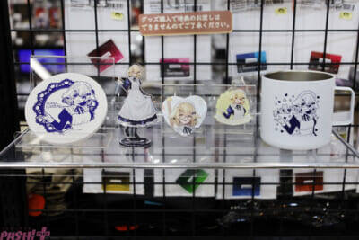 【ななしいんく】因幡はねるがコメントを通して“あなた”を見ている。彼女の愛がたっぷりつまった『デビュー8周年記念 因幡はねるの「Always watching you」カフェ at CURE MAID CAFÉ』フォトレポート