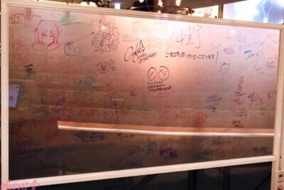 「ライトノベル展2025」著者・イラストレーターの直筆メッセージや約1万冊のライトノベルの本棚はラノベ好き必見！ まだ見ぬ推し作品にも出会える会場の様子をフォトレポート